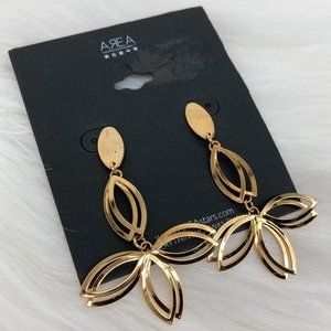 AREA - OS - NWT Golden Flower Dangle Earrings